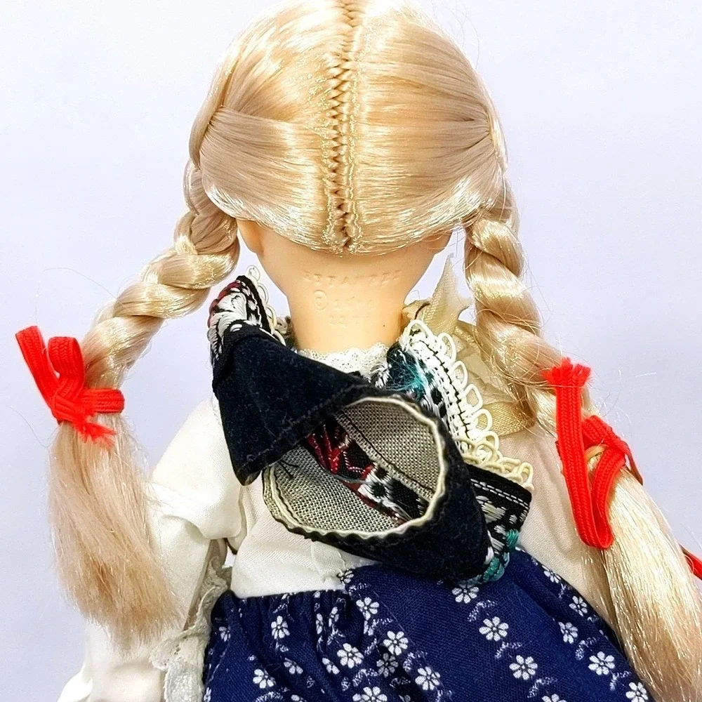 VTG 1971 Effanbee Heidi Storybook Collector Doll 11